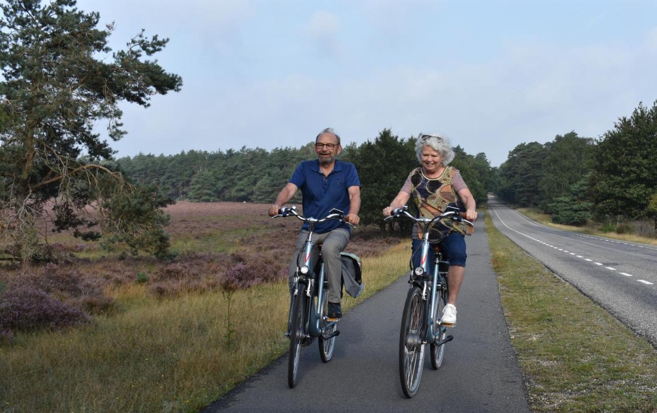 Chalet Op De Veluwe # Berk プッテン エクステリア 写真